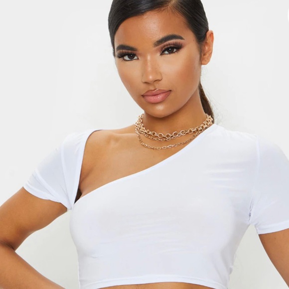 Pretty Little Thing White Asymmetrical Cropped Top - Picture 3 of 8